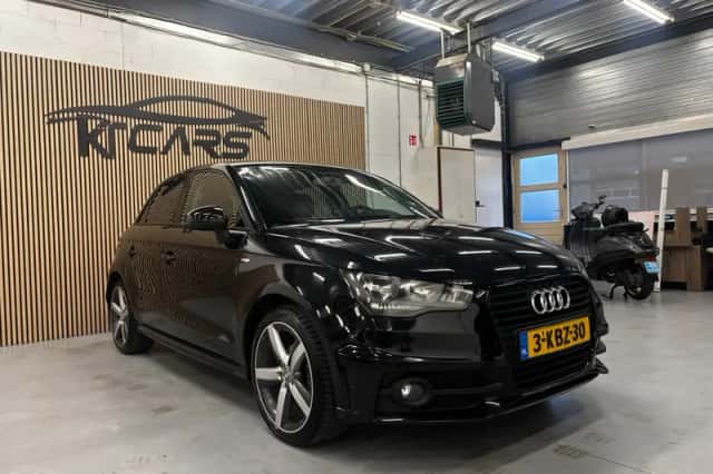 Audi A1 (2013) thumbnail 4