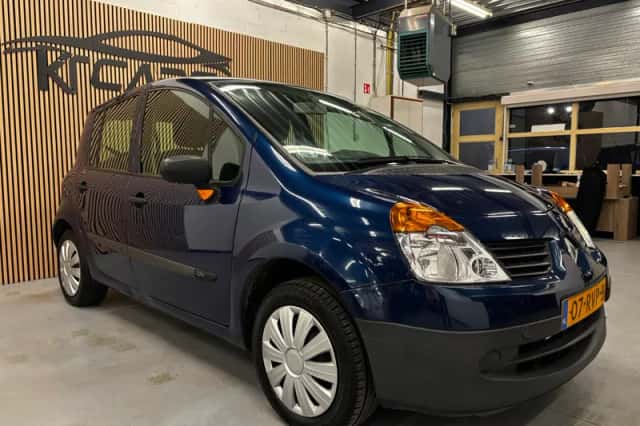 Renault Modus (2006) thumbnail 4