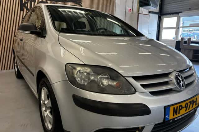 Volkswagen Golf Plus (2006) thumbnail 4