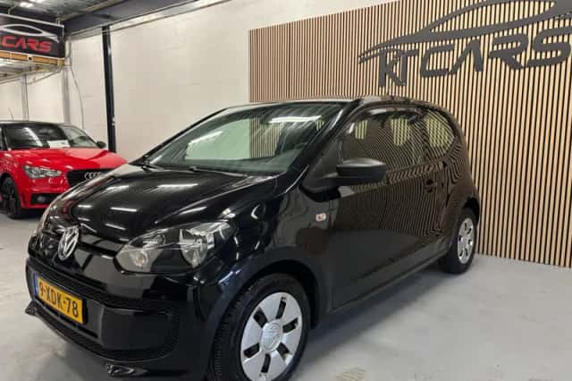Volkswagen Up! (2011) thumbnail 6