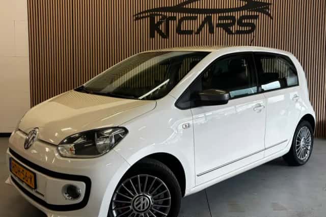 Volkswagen Up! (2013) thumbnail 1
