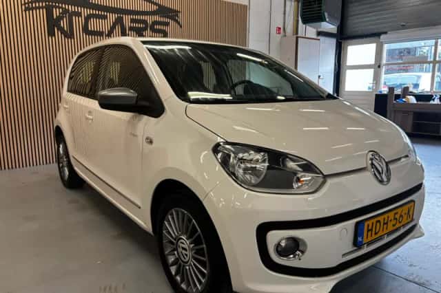 Volkswagen Up! (2013) thumbnail 6