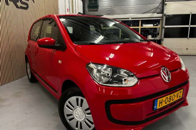 Volkswagen Up! (2014) thumbnail 2