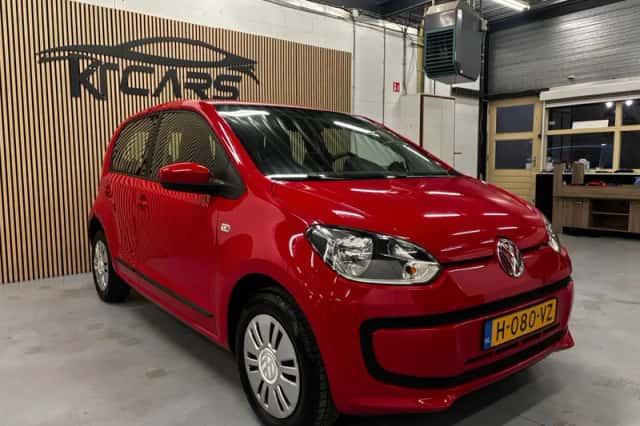 Volkswagen Up! (2014) thumbnail 4
