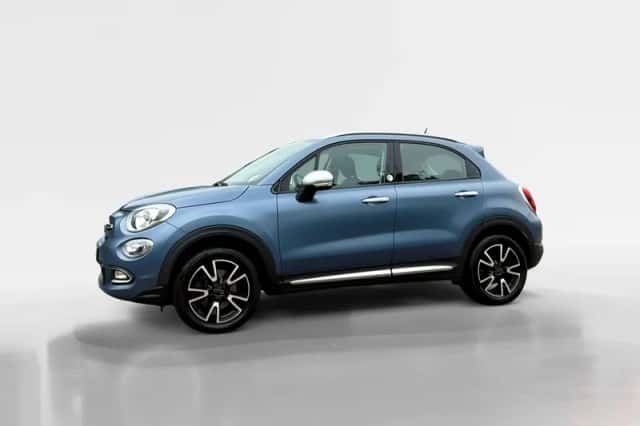 Fiat 500 (2018) thumbnail 2