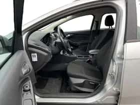 Ford Focus thumbnail 11