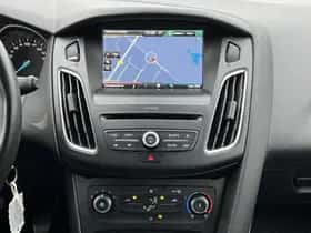 Ford Focus thumbnail 12