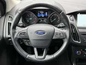 Ford Focus thumbnail 16