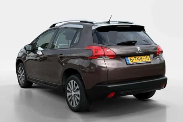 Peugeot 2008 (2014) thumbnail 2
