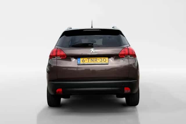 Peugeot 2008 (2014) thumbnail 6