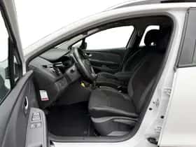 Renault Clio thumbnail 12