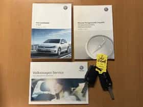 Volkswagen E-Golf thumbnail 19