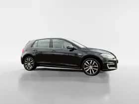 Volkswagen E-Golf thumbnail 4