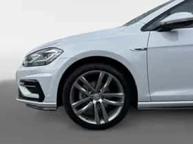 Volkswagen Golf (2018) thumbnail 9