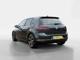 Volkswagen Golf (2016) thumbnail 3