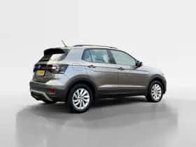 Volkswagen T-Cross (2019) thumbnail 4