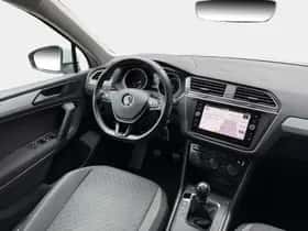 Volkswagen Tiguan (2018) thumbnail 12
