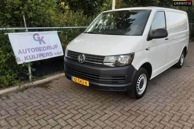 Volkswagen Transporter (2016) thumbnail 1