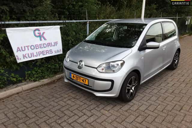 Volkswagen Up! (2015) thumbnail 1