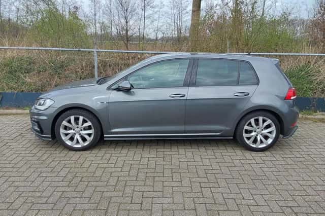 Volkswagen Golf (2018) thumbnail 3