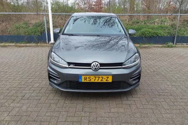 Volkswagen Golf (2018) thumbnail 5