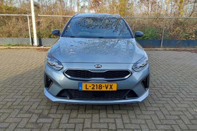 Kia Ceed Sportswagon (2021) thumbnail 5