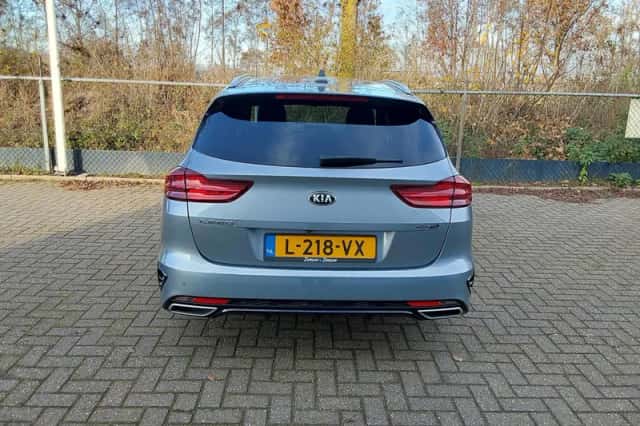 Kia Ceed Sportswagon (2021) thumbnail 6