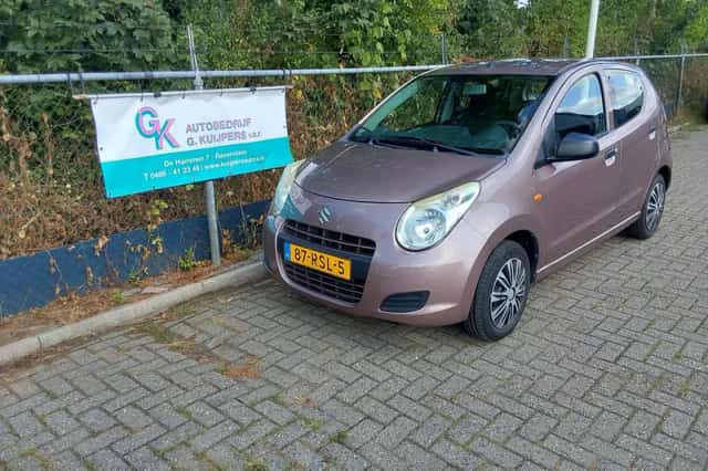 Suzuki Alto (2011) thumbnail 1