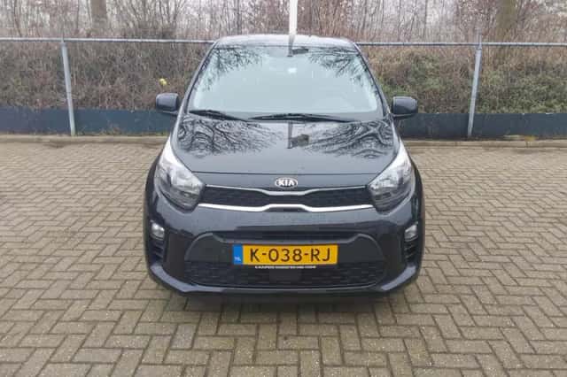 Kia Picanto (2021) thumbnail 5