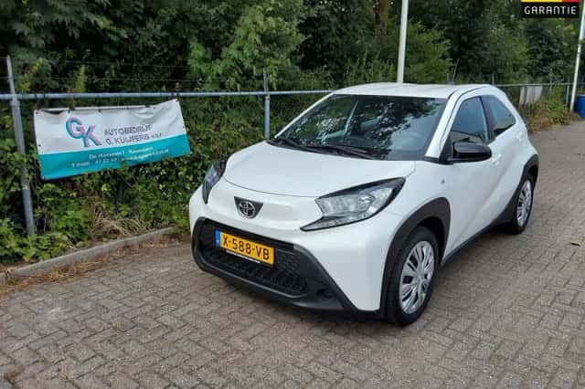 Toyota Aygo X (2024) thumbnail 1
