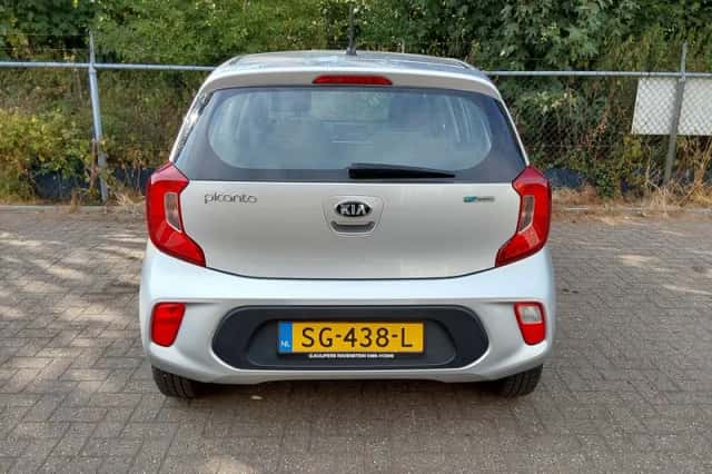 Kia Picanto (2018) thumbnail 6