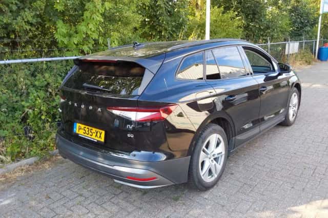 Škoda Enyaq (2022) thumbnail 2