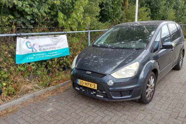 Ford S-Max (2009) thumbnail 1