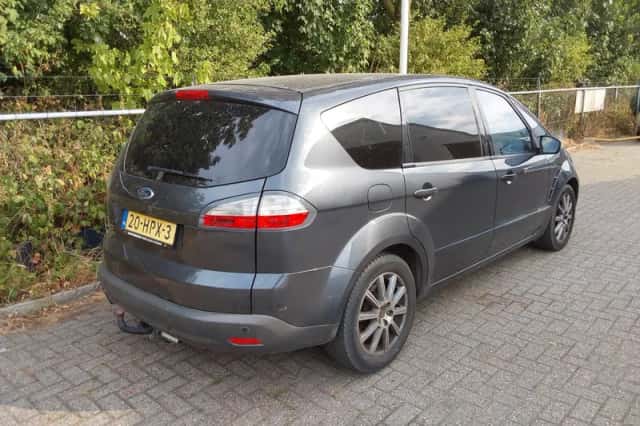 Ford S-Max (2009) thumbnail 2