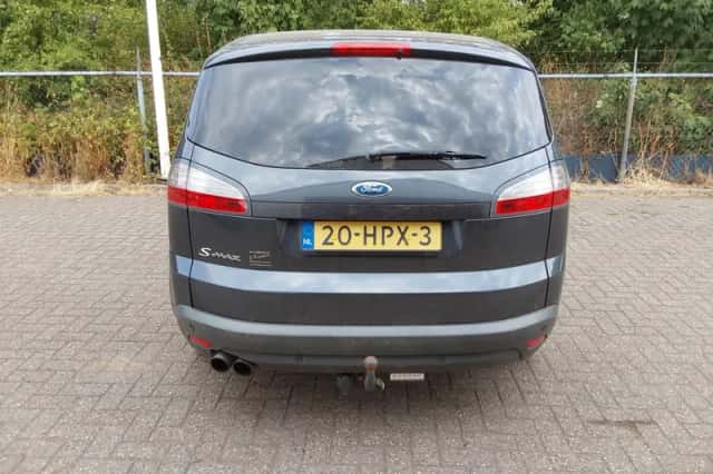 Ford S-Max (2009) thumbnail 6