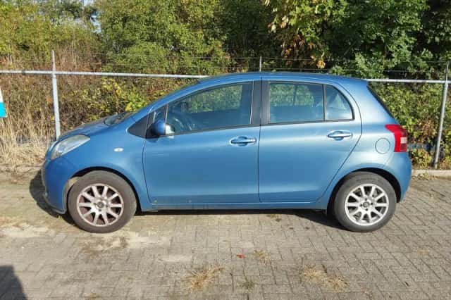 Toyota Yaris (2006) thumbnail 3