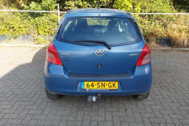 Toyota Yaris (2006) thumbnail 6