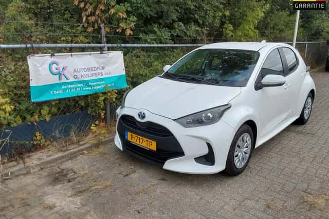 Toyota Yaris (2022) thumbnail 1