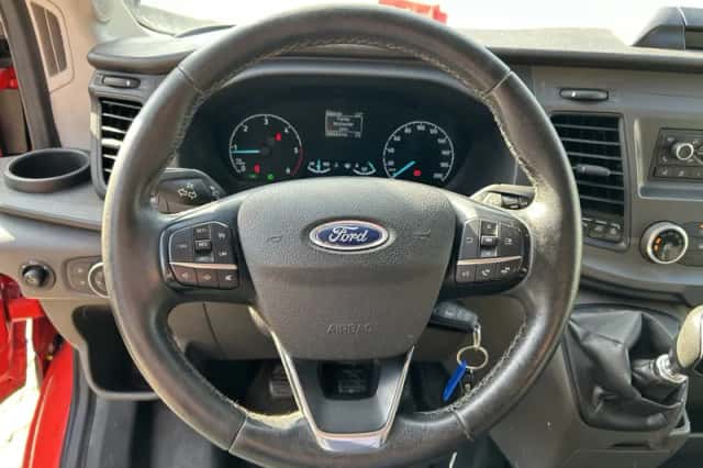 Ford Transit (2021) thumbnail 4