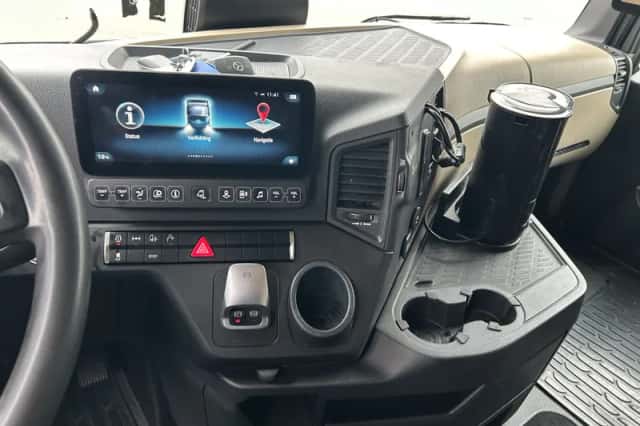 Mercedes-Benz Actros (2021) thumbnail 5