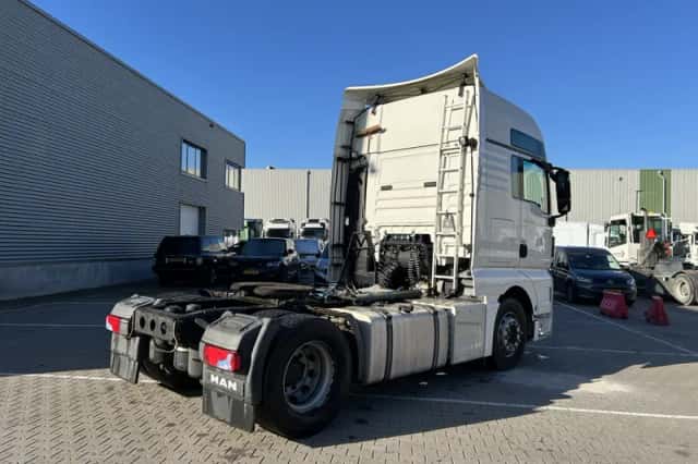 MAN TGX (2018) thumbnail 2