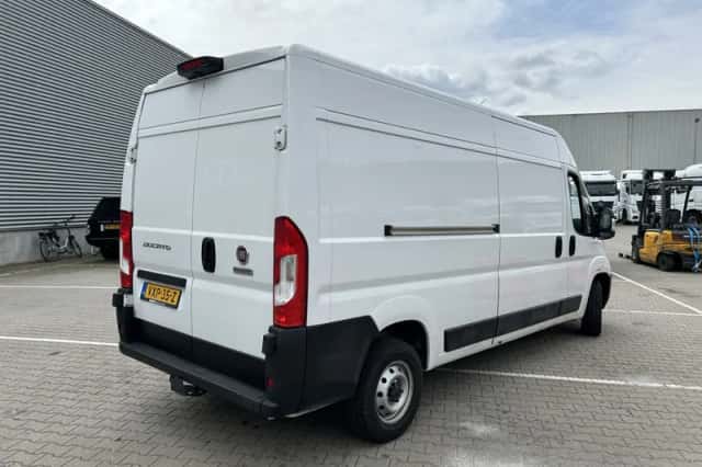Fiat Ducato (2023) thumbnail 2
