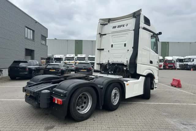 Mercedes-Benz Actros (2020) thumbnail 2