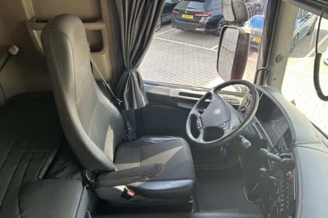 Scania G360 Sleeper Cab (2016) thumbnail 3