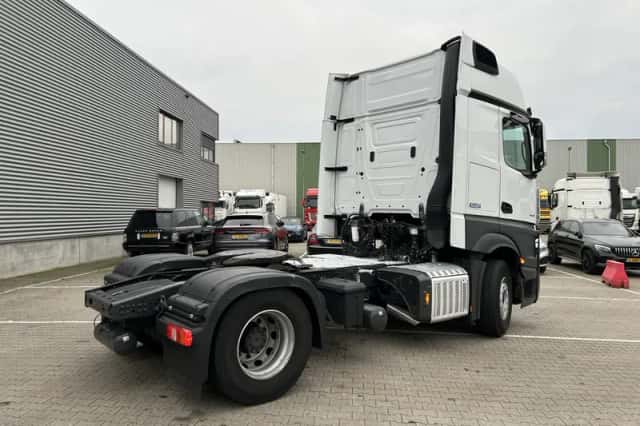 Mercedes-Benz Actros (2022) thumbnail 2