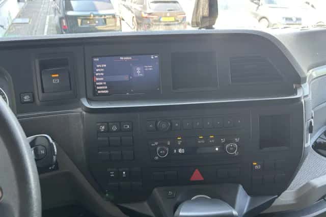 MAN TGX (2024) thumbnail 5
