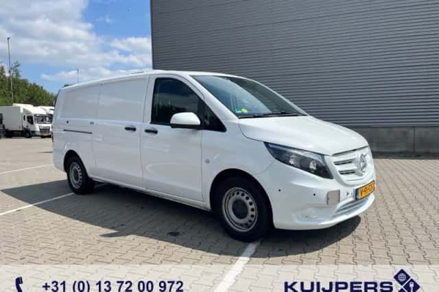 Mercedes-Benz Vito (2022) thumbnail 1