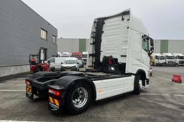 Volvo FH (2023) thumbnail 2