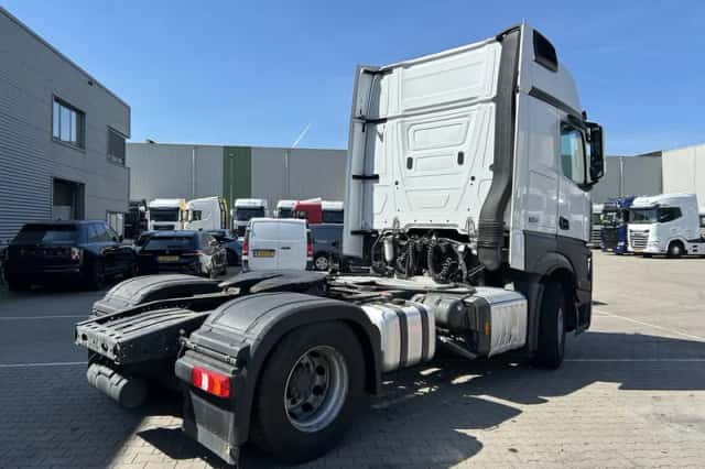 Mercedes-Benz Actros (2022) thumbnail 2