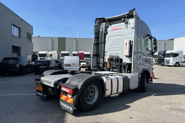Volvo FH (2020) thumbnail 2